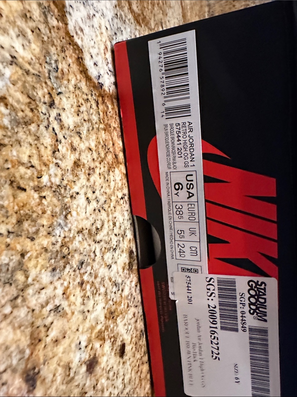 Air Jordan 1 retro High OG GS Sneaker- BIOHACK pinkBlack/Orange with Pink Laces - Picture 6 of 6